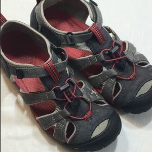 Keen Women’s Sport Hiking Waterproof Sandals, Sz 5